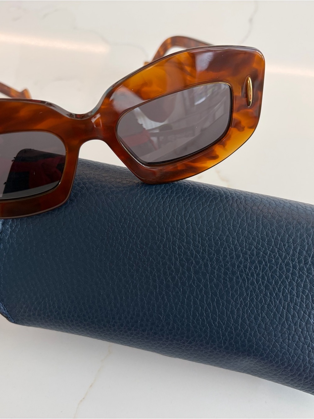 Loewe Tortoiseshell Rectangular Sunglasses with Dark Lenses - Picture 4 of 5